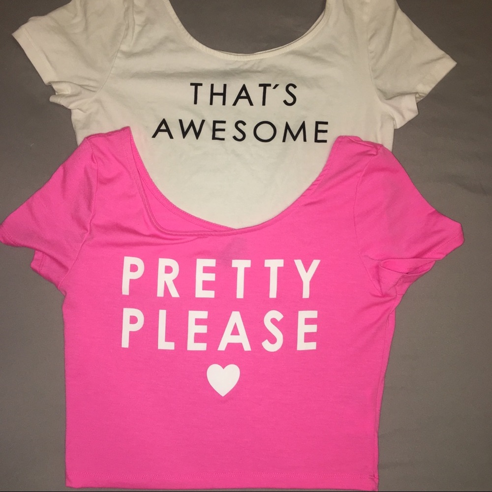 H&M Graphic Short Sleeve Crop Tops Medium Divided
